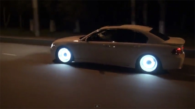 glow_in_the_dark_wheels.jpg