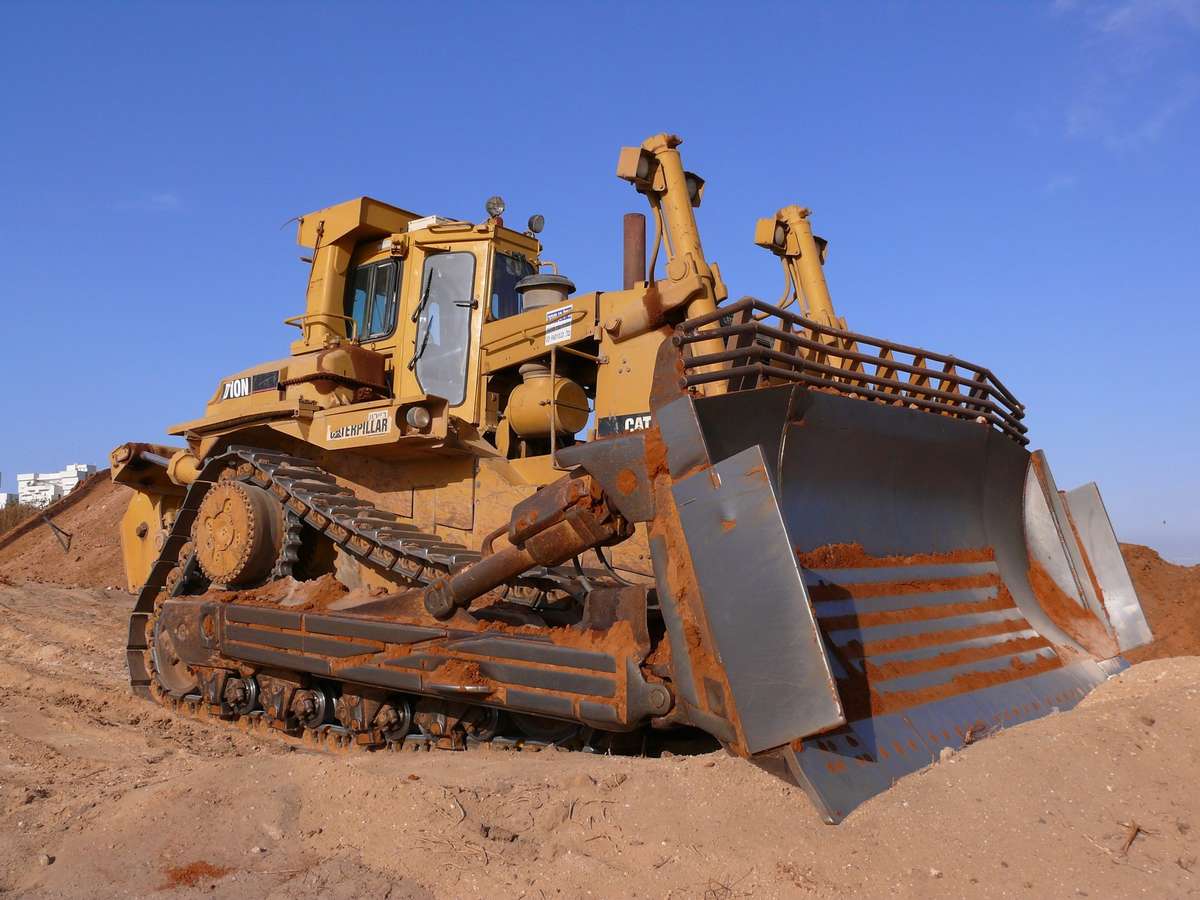 Bulldozer.jpg.7e36652d05e54d11a600bb97eb097add.jpg