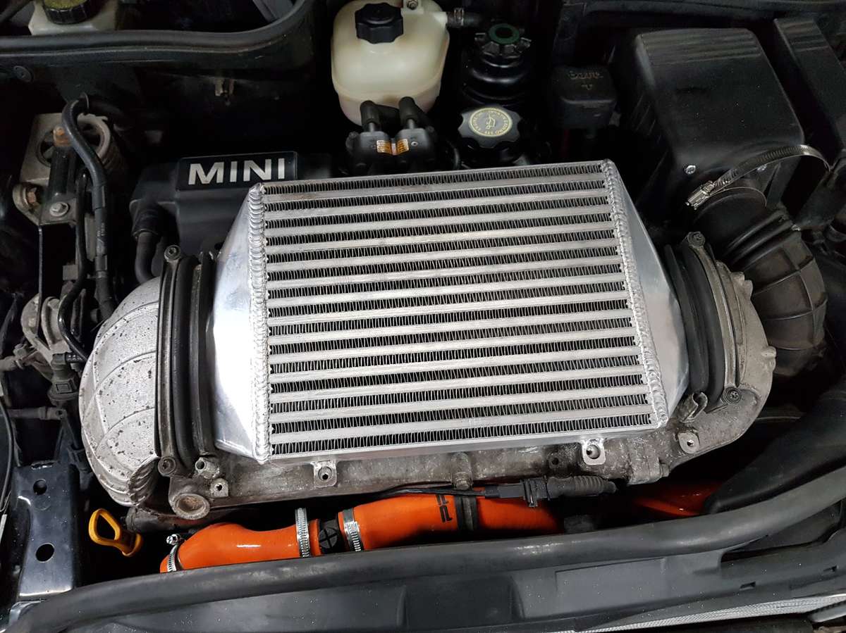 mini2.jpg.1dd3d1bae2fe72d801e3b0e73217868c.jpg