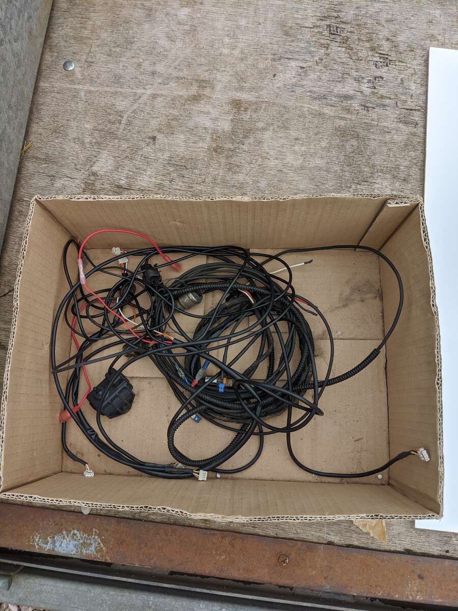 Defi_Wiring.jpg.c072a66531d28c74b6d871d94eac50fc.jpg